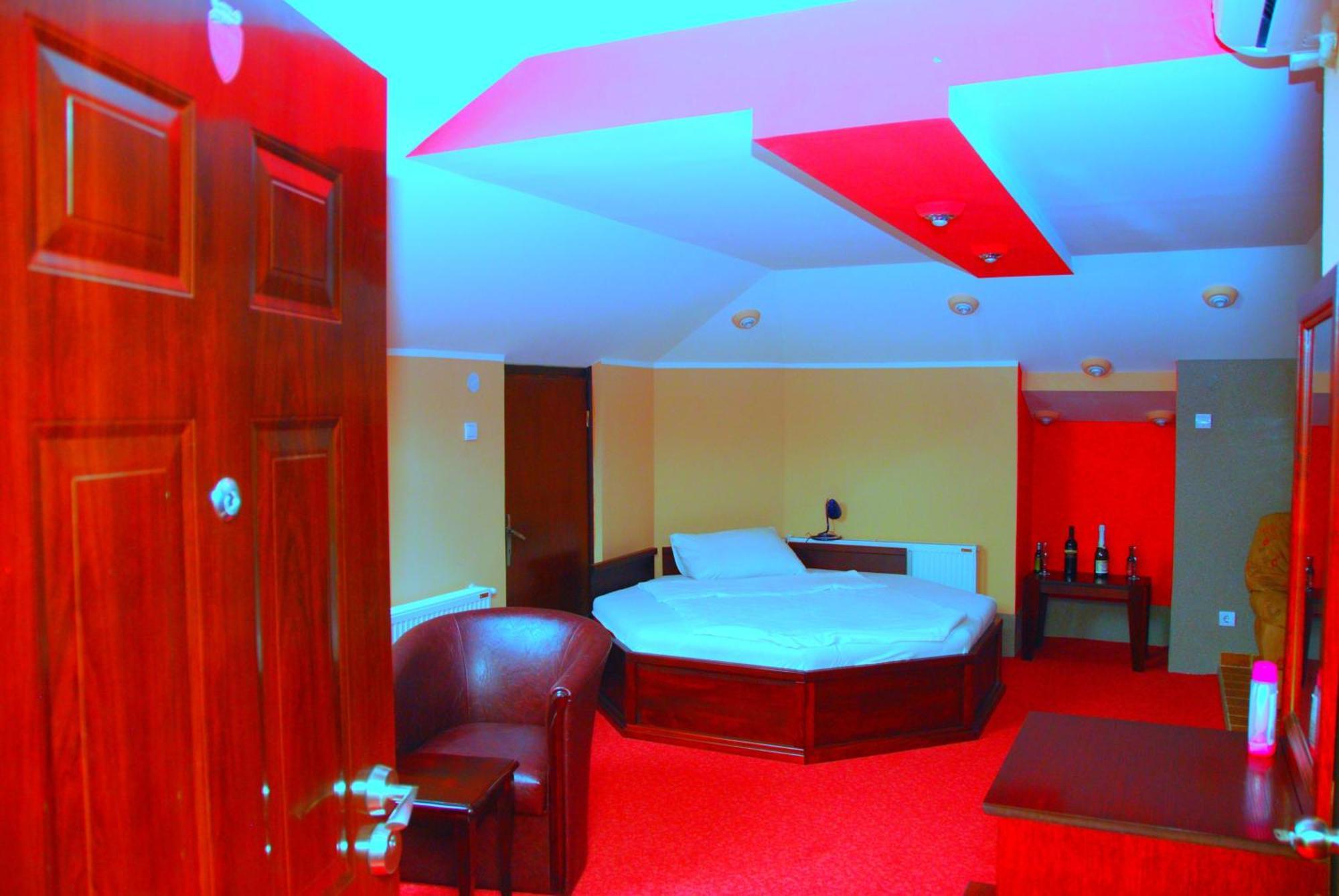 Hotel Vila Mitic Luxx Spa Centar Leskovac  Eksteriør bilde
