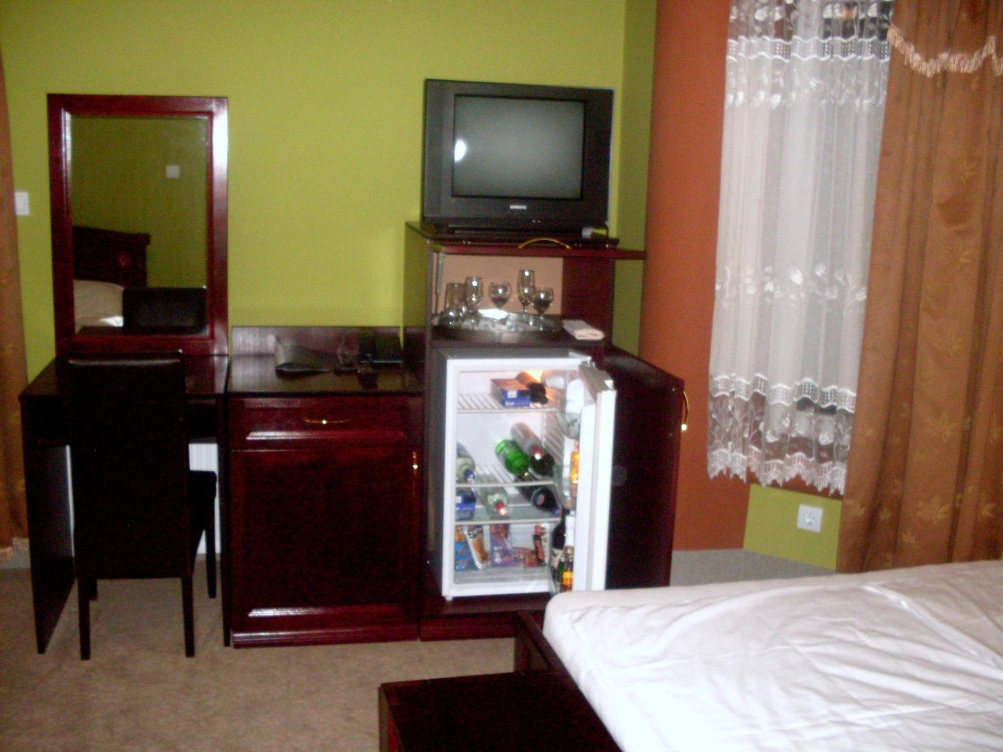 Hotel Vila Mitic Luxx Spa Centar Leskovac  Eksteriør bilde