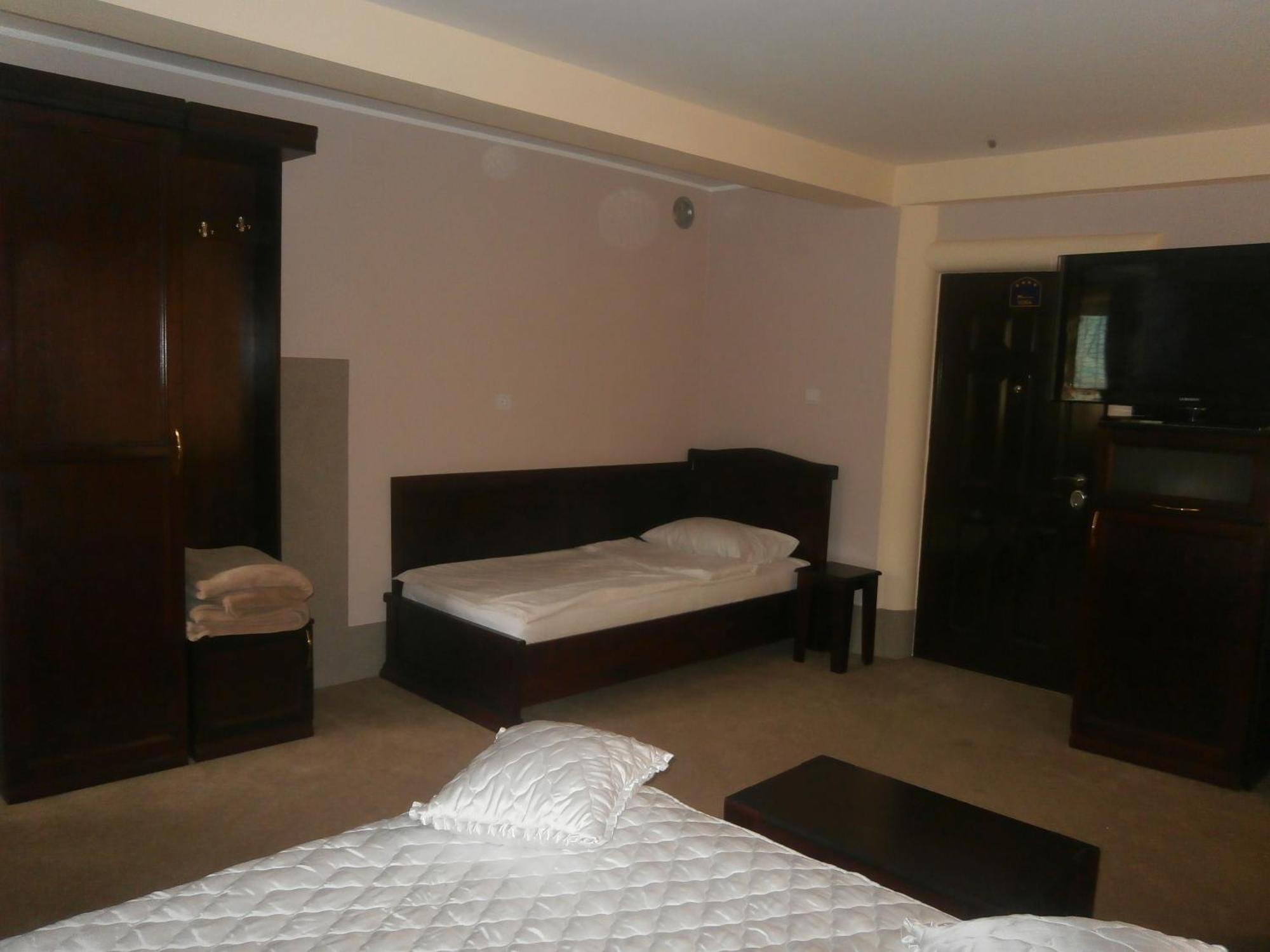 Hotel Vila Mitic Luxx Spa Centar Leskovac  Eksteriør bilde
