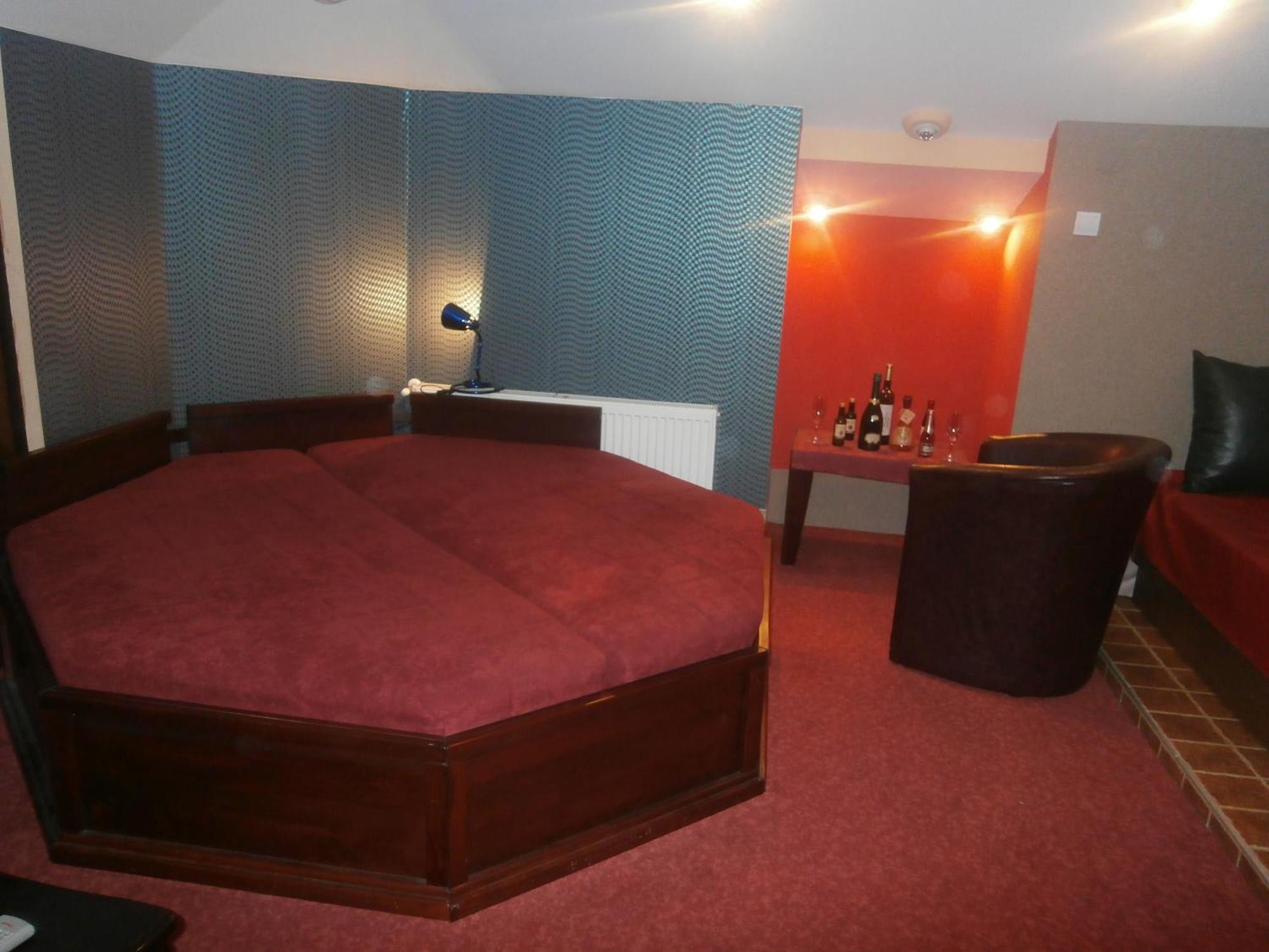 Hotel Vila Mitic Luxx Spa Centar Leskovac  Eksteriør bilde