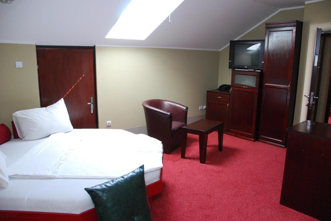 Hotel Vila Mitic Luxx Spa Centar Leskovac  Rom bilde